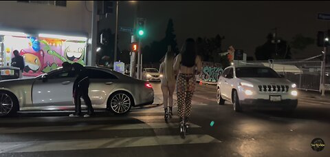 LA at night on the sidewalks