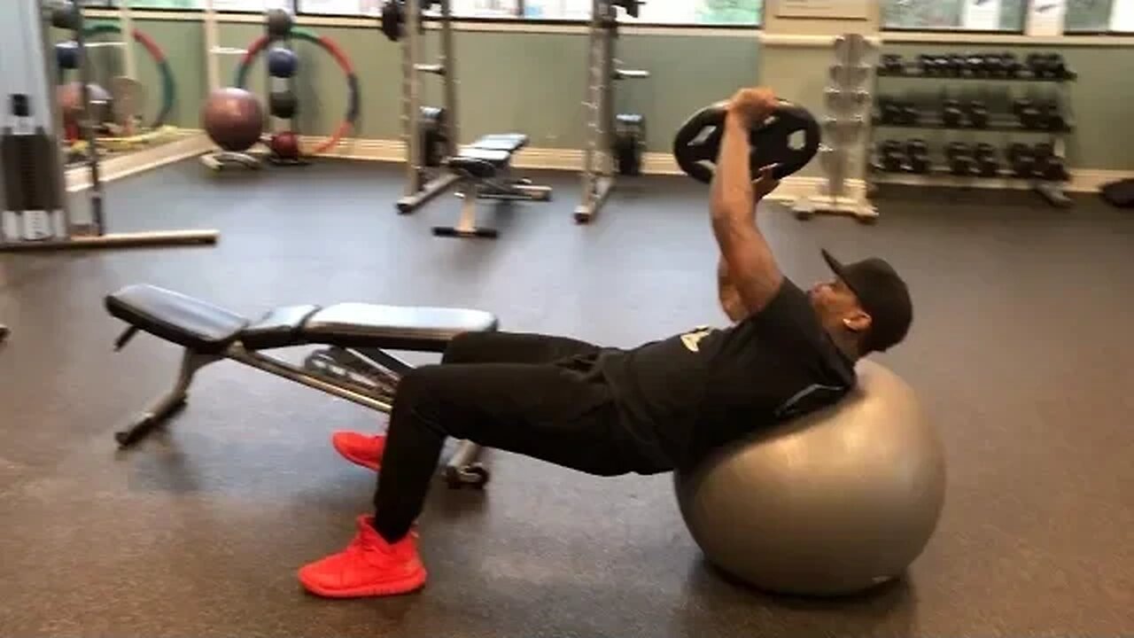 @PT_Flash Core Engagement Workout with Bone Collector