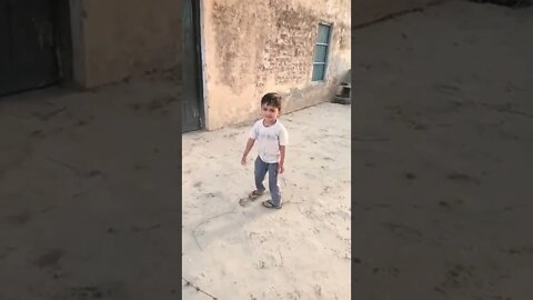 बच्चे की अदा देखो वीडियो में पूरा देखो#rudrakrishna #ytshorts #shorts @rudrakhatanagurjjar #trending