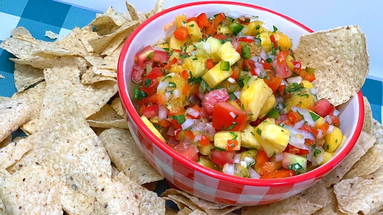 FRESH PEACH PINEAPPLE SALSA!! SUMMER SALSA RECIPE!!