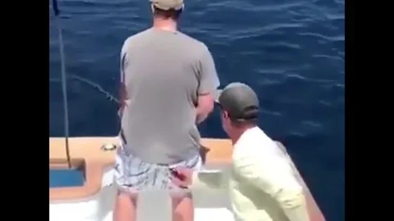 Can’t Laugh Alone 😂😂 #shorts