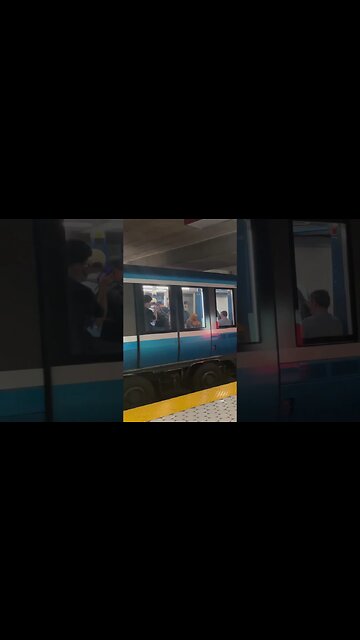 Iconic Montréal rubber tires Metro #viralvideo #montreal #traintravel #travel