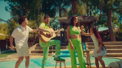 Evan Giia - Don't Let Me Let Go