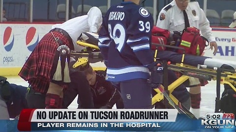 Tucson Roadrunners player collapses