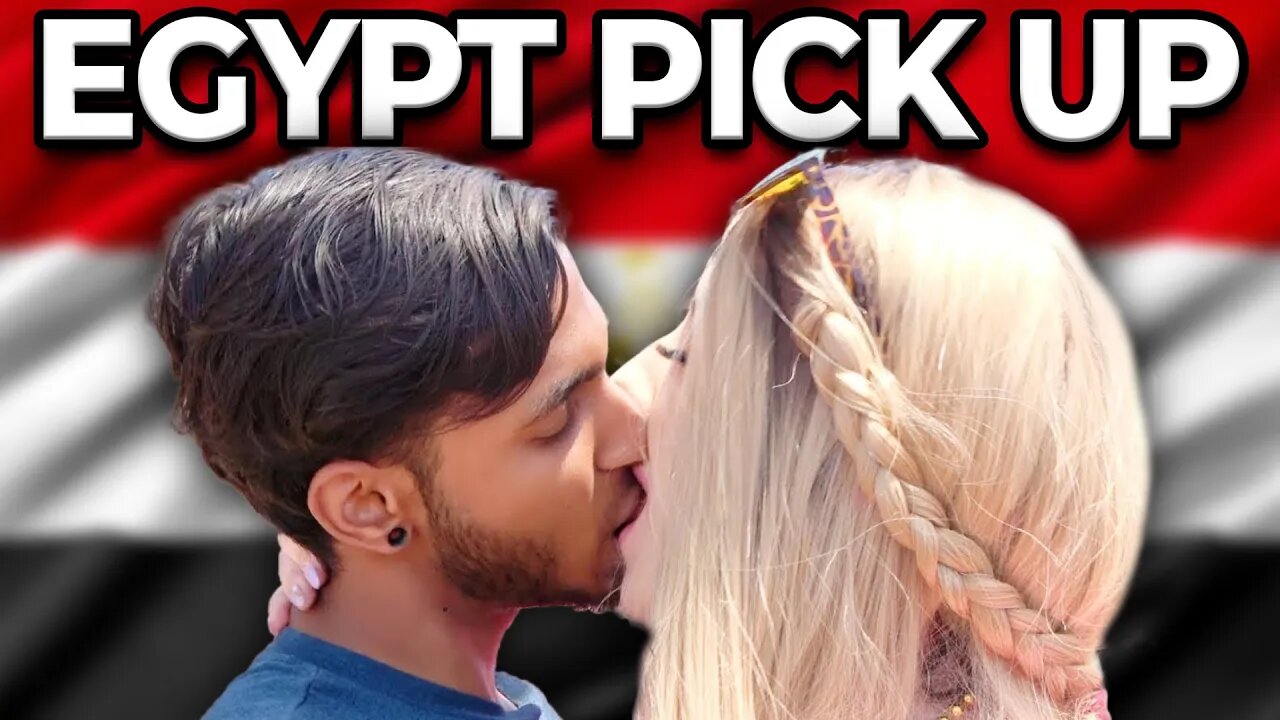 Indian Man Picking up Egyptian Women !? (Getting Drunk with Muslim Women in Egypt)