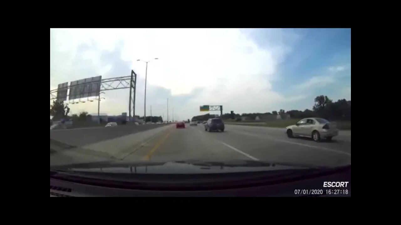 Sudden Move #dashcams #baddrivers