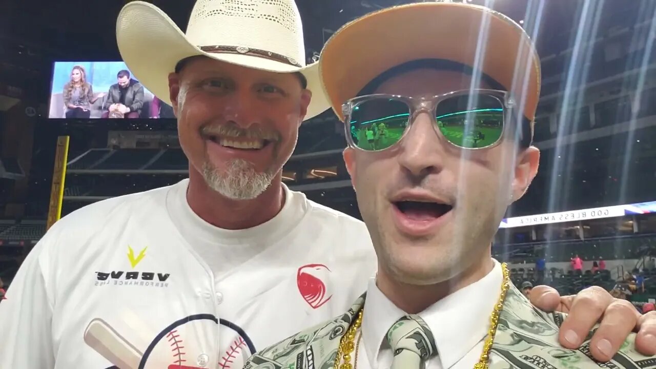 Sheriff Mark Lamb visits The Money Man - Globe Life Field