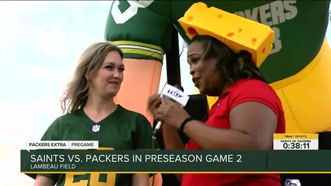 Packers, Saints fans tailgate outside Lambeau Field