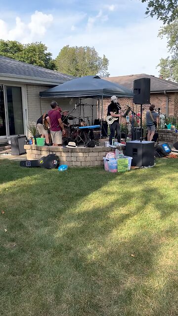 Stampy B. Face performs Pokey Jo original song Clowning Around