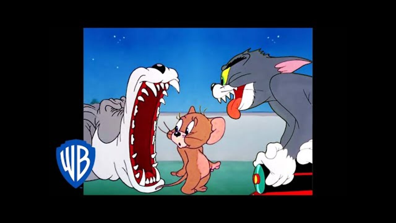 Tom & Jerry _ Top 10 Funniest Chase Scenes _ Classic Cartoon Compilation