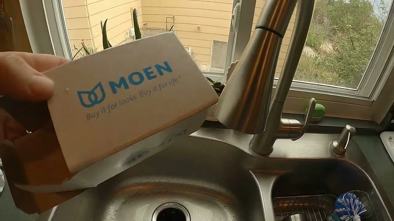 Moen Faucet Head Replacement - Model 87877SRS Part# 158918SRS