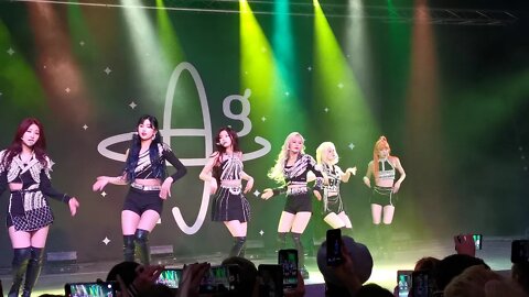 Everglow in Dallas song No Lie