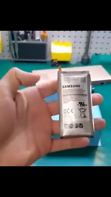 What’s inside of a Samsun battery?