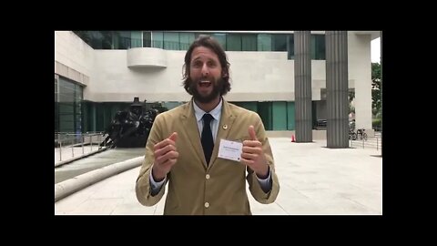 David de Rothschild wearing the UN badge and telling us all he dreams big, what a guy