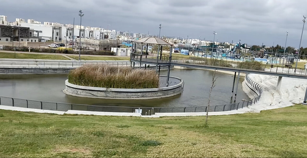 Israel builds Western-style suburbia one kilometre from the Gaza death camp