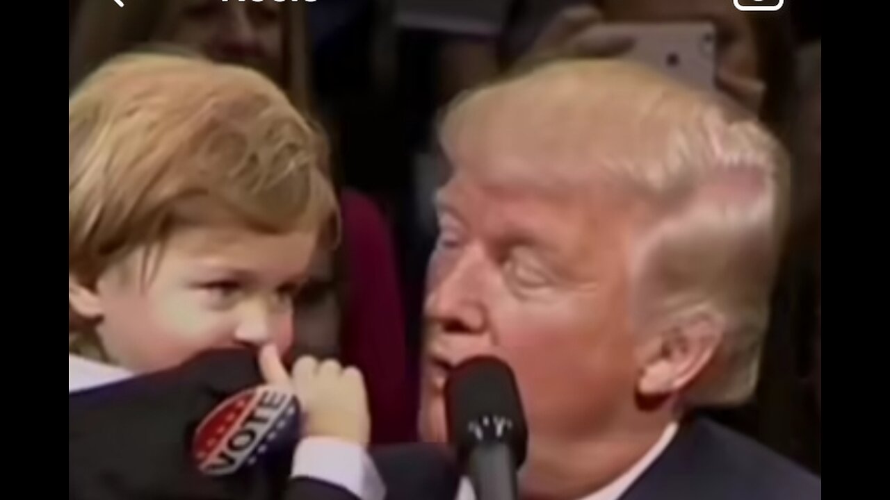 Donald Trump Funny Speech with Boy. Watch it out.