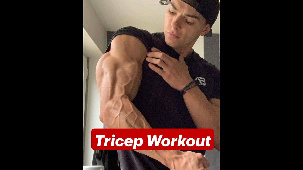 4 Best Exercises Target your Triceps