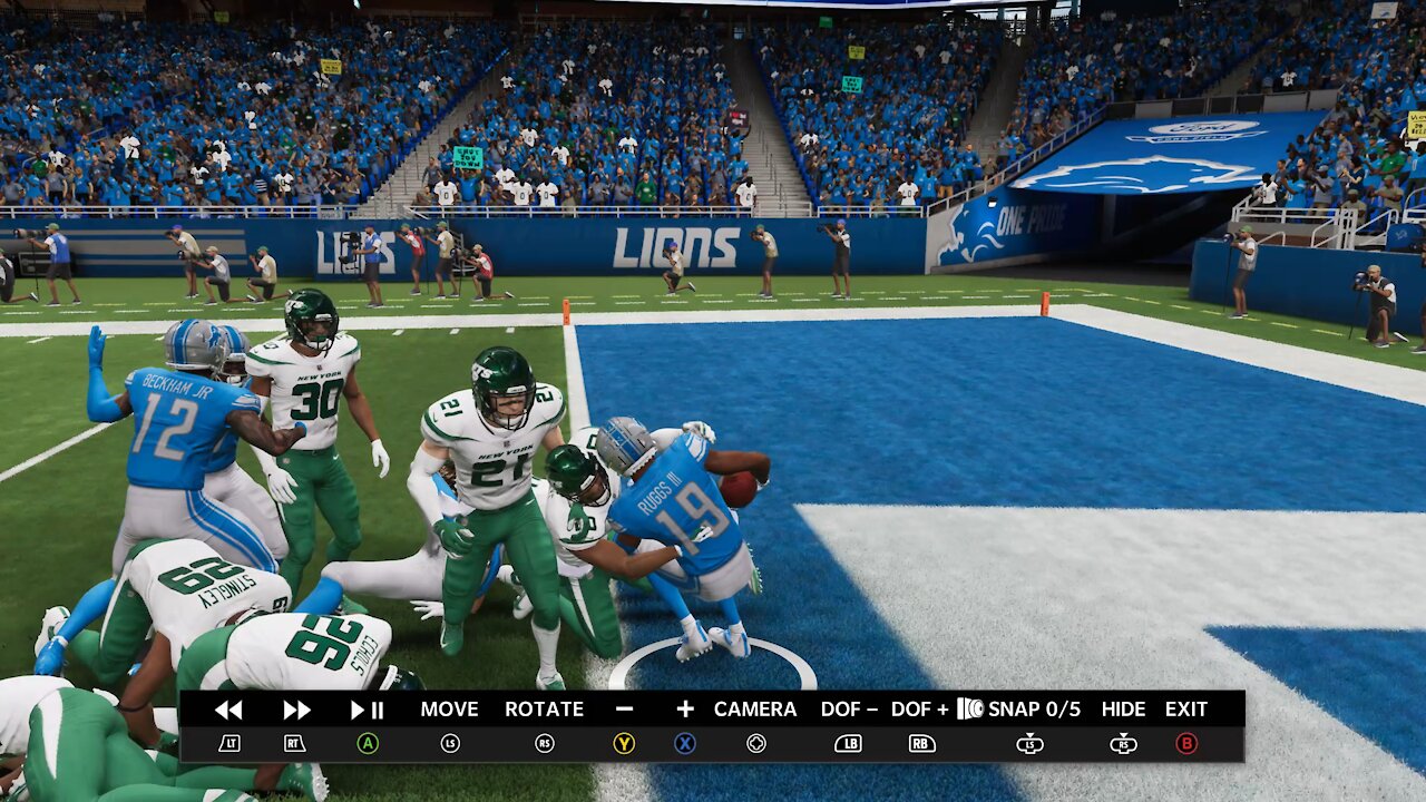 Madden HAILMARY!!!!