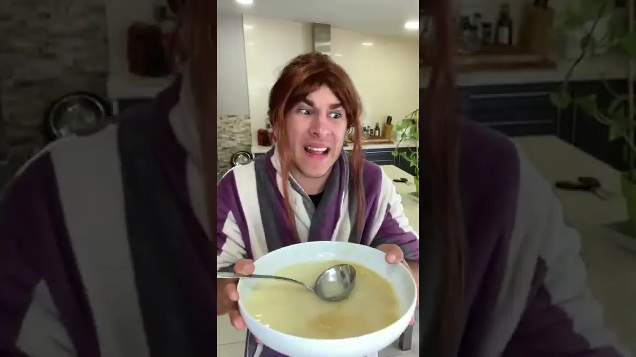 🍽🤤 CUANDO le PEDIAS mas COMIDA a tu MADRE shorts
