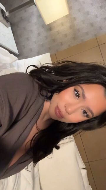 Chromeazz At the telly