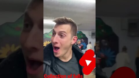 😱Compilation of falls 💯 TRY NOT TO LAUGH 😱