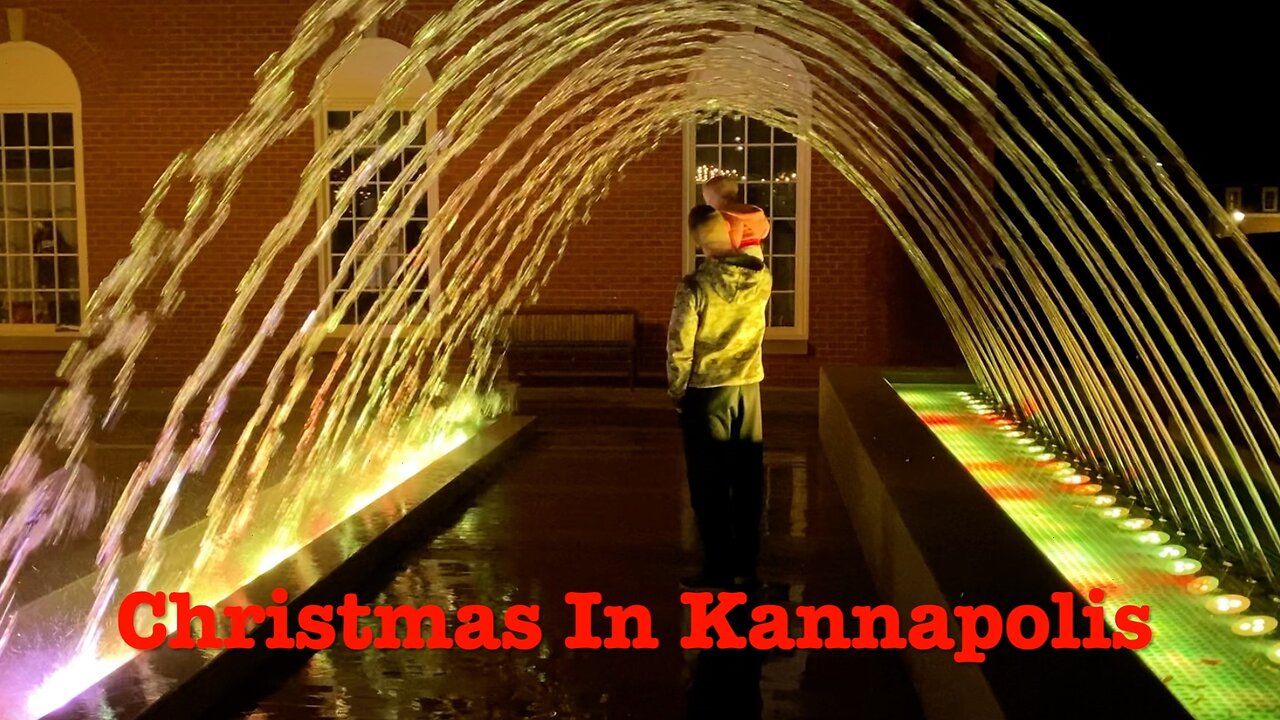 Kannapolis Christmas Parade 2022 - Walk & Talk - Kannapolis, NC, USA