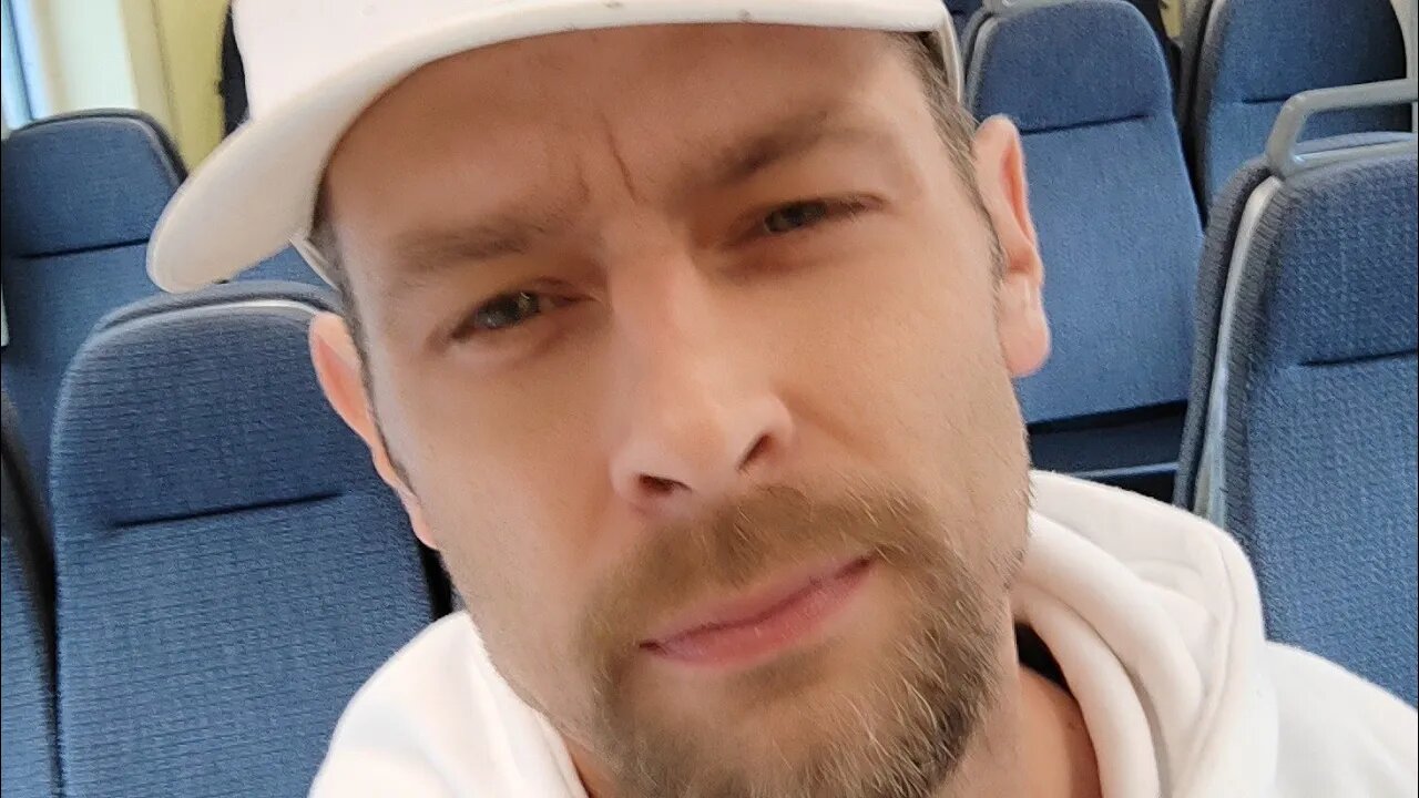 Lopetan elämästäni kertomisen!