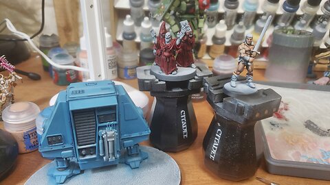 Let's paint >=1 minis