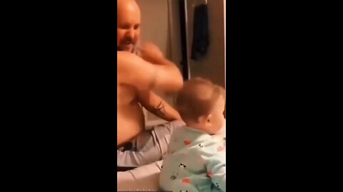 Dad and son's funny fight 😛😜