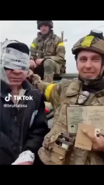 Ukrainian soldiers are harassing Kherson residents