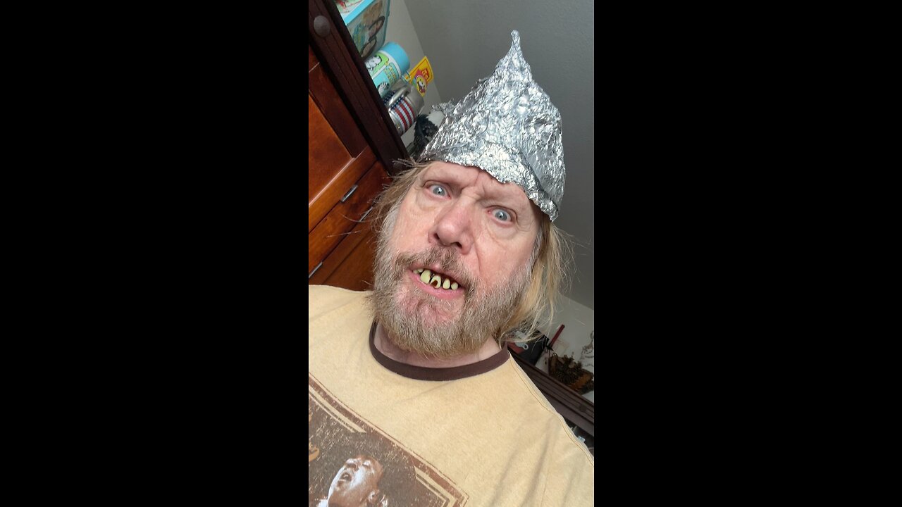 Conspiracy Theory Carl: connect the dots