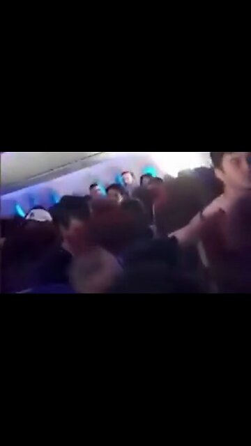 Fifty People Injured After A Boeing Had A 'Techincal Event' That Flung Passengers Into The Ceiling