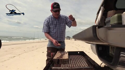 Rigging a clam for Striped Bass