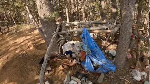 Trash - FR381 - Homeless abandoned JUNK!