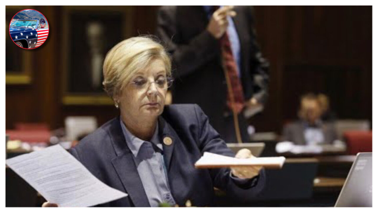 BOOM! Karen Fann Has The Papers To #Decertify #Arizona?!?!