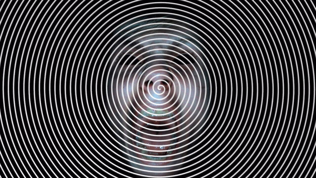 SCARE YOUR FRIENDS!!!!!!!!