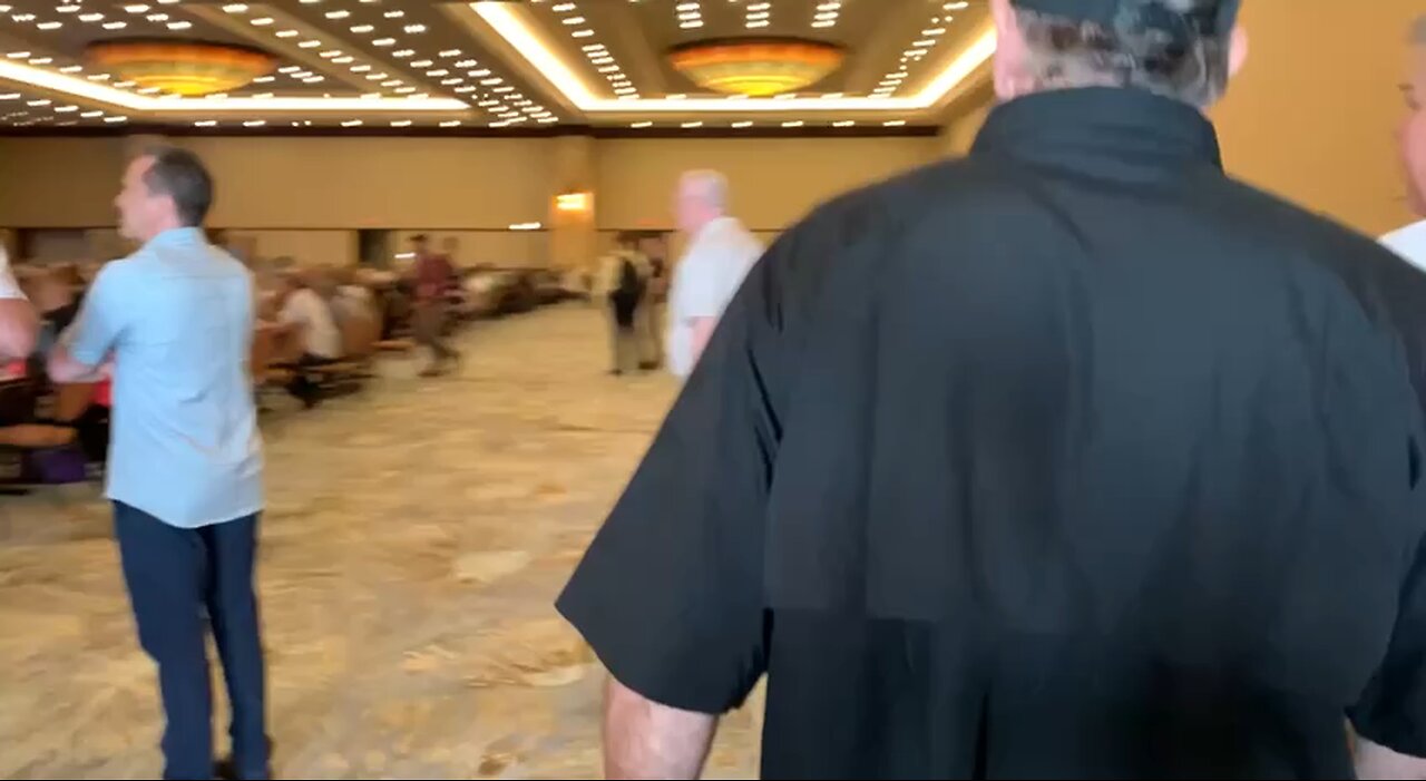 David Straight made a surprise visit to the State National convention on Friday!