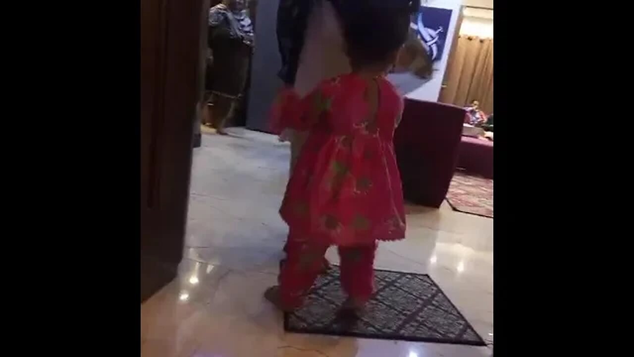 Saffana Playing with Family #kidsvideo #cutebaby #newstatus #baby #familyfun