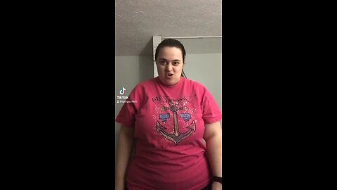 She Make It Clap x Caroline