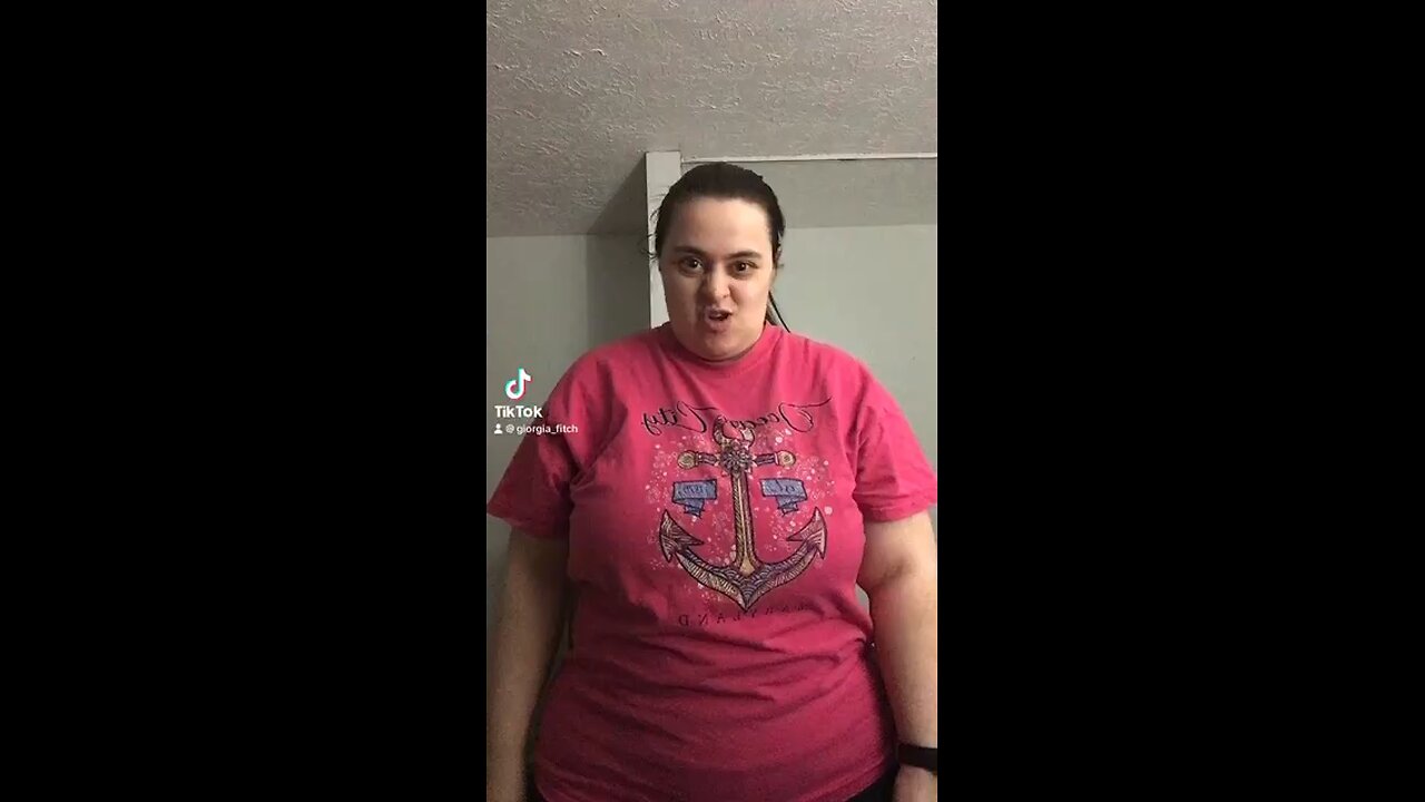 She Make It Clap x Caroline