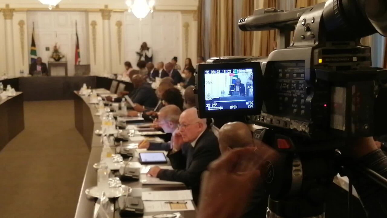 SOUTH AFRICA - Cape Town - President's CEO Meeting (Video) (Kf4)