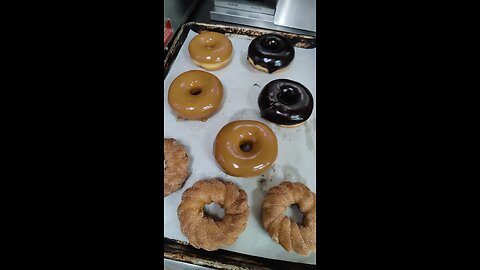 fresh donut 🍩🍩🍩🍩😋😋