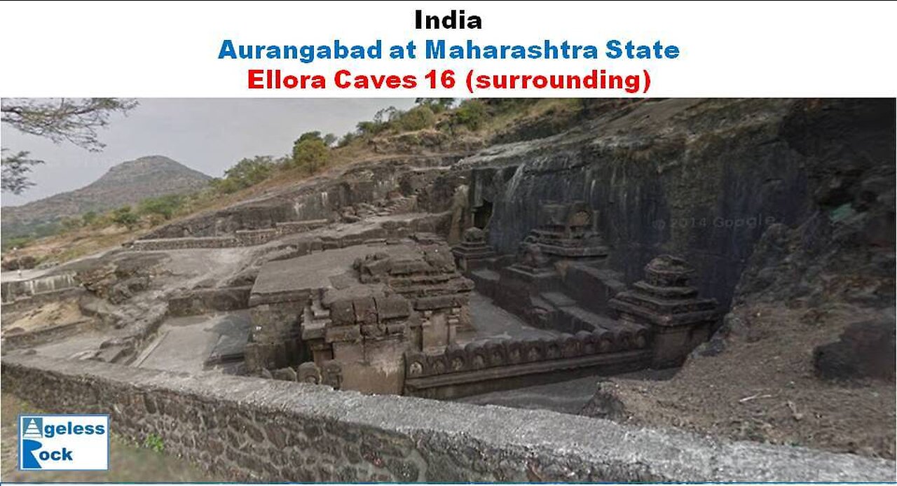 Ellora cave 16 (surrounding) : Impossible India