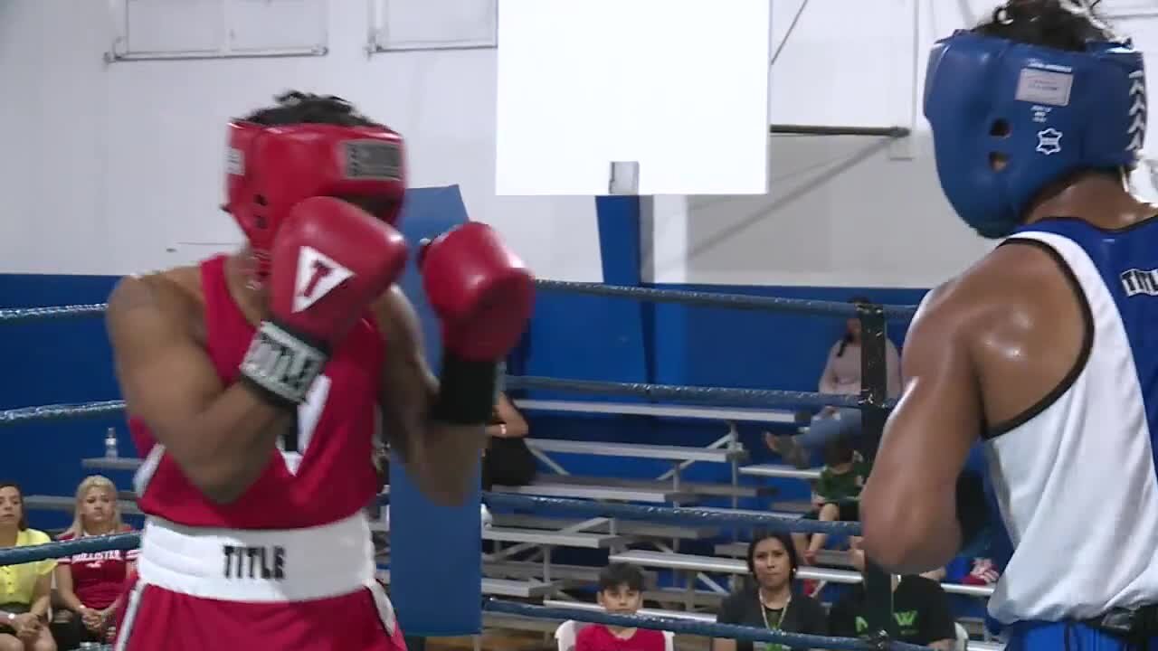 Boxers strap on their gloves to battle mental illness