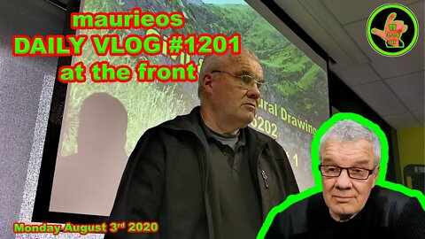 maurieos DAILY VLOG #1201 at the front