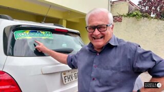 João Batista Olivi adesiva carro e testa popularidade de Bolsonaro em Campinas