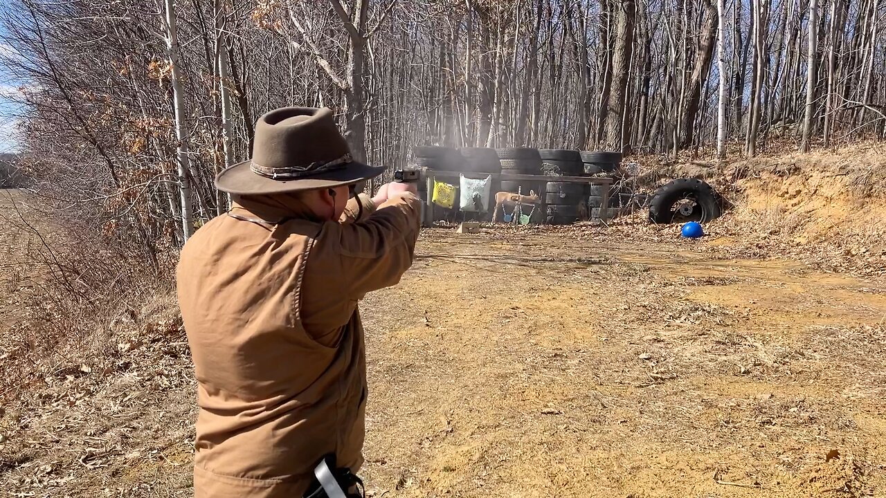 Henry and Glock - A friendly competition