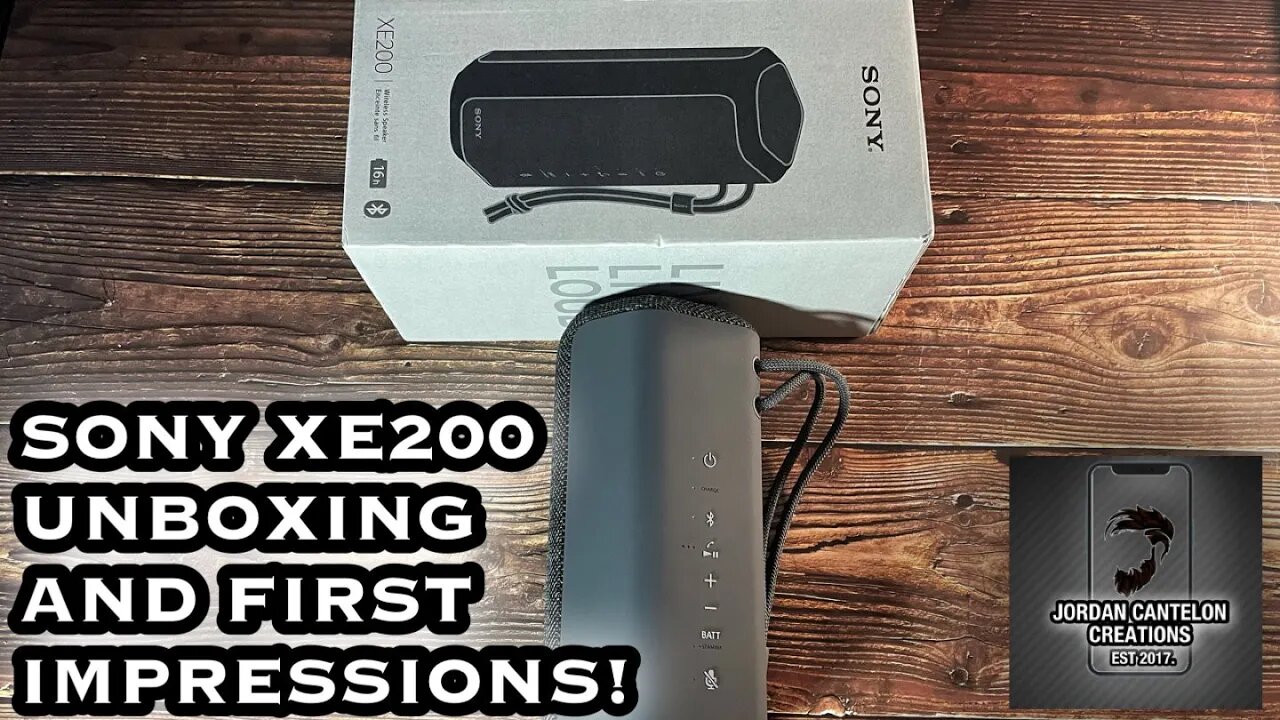 IS THIS MY NEW FAVORITE BLUETOOTH SPEAKER??!! Sony XE200 Unboxing and First Impressions!