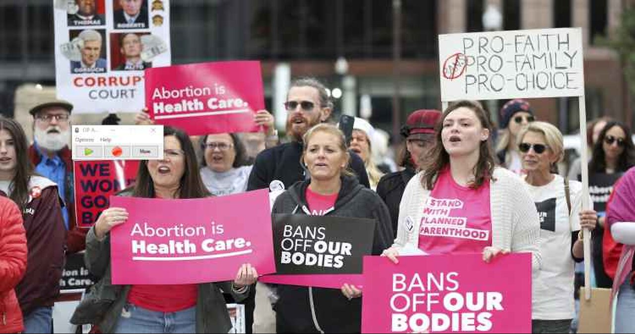 Report Dems Target Male Voters With Abortion Messaging