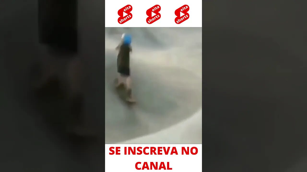 Deslizando no Skate #shorts